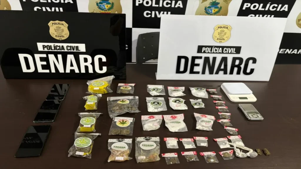 Polícia Civil fecha ponto de tráfico e recupera objetos furtados no Setor Jardim América 6 Polícia Civil fecha ponto de tráfico e recupera objetos furtados em Goiânia