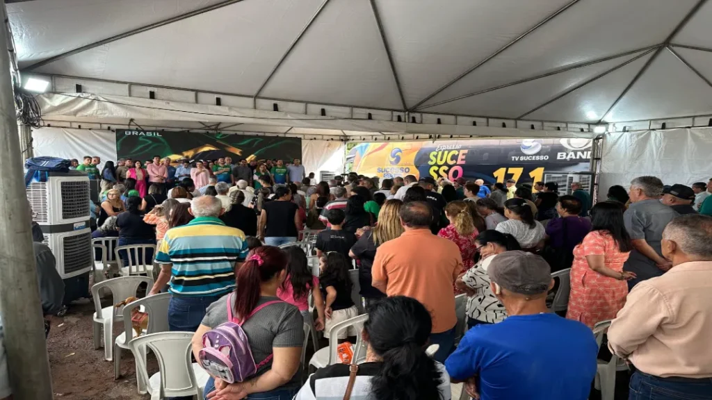 Expresso Sucesso marca presença em Itapuranga com o projeto Deputados Aqui 4 Expresso Sucesso marca presença em Itapuranga com o projeto Deputados Aqui