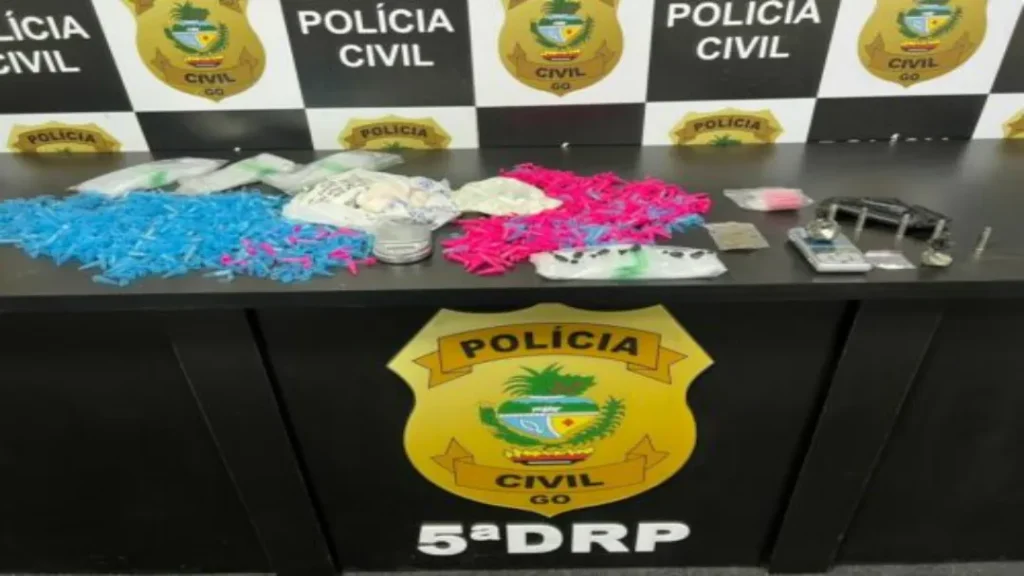 Polícia Civil fecha boate usada para tráfico de drogas e exploração sexual em Luziânia 3 Polícia Civil fecha boate usada para tráfico de drogas e exploração sexual em Luziânia