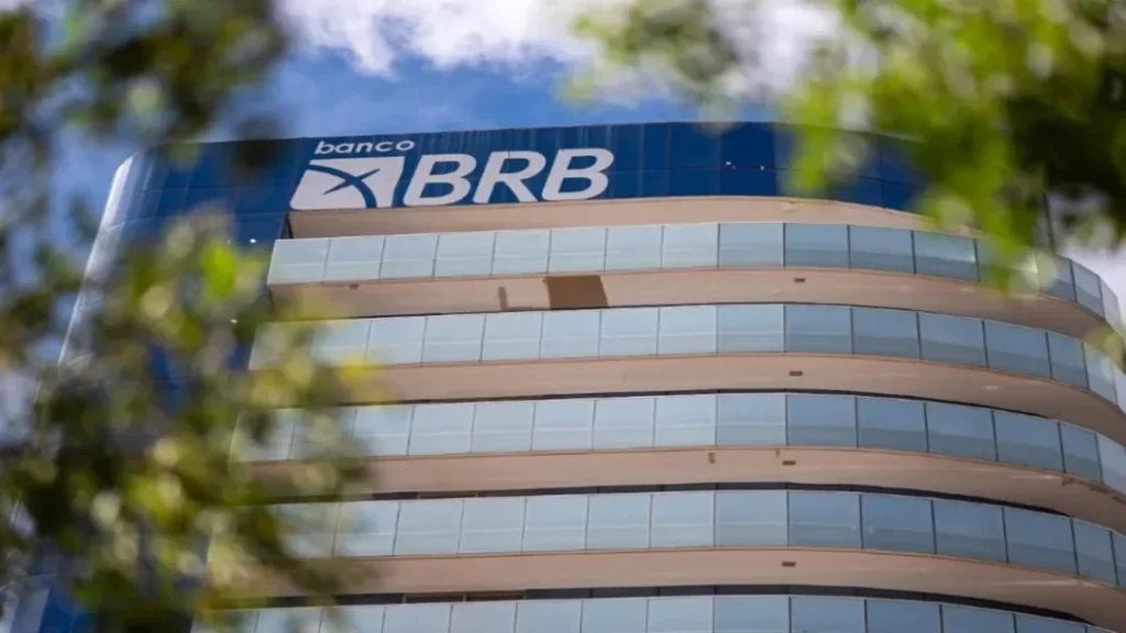 Projeto aprovado prevê medidas para capitalização do BRB e gera debate sobre impactos fiscais no Distrito Federal 9 Projeto aprovado prevê medidas para capitalização do BRB e gera debate sobre impactos fiscais no Distrito Federal