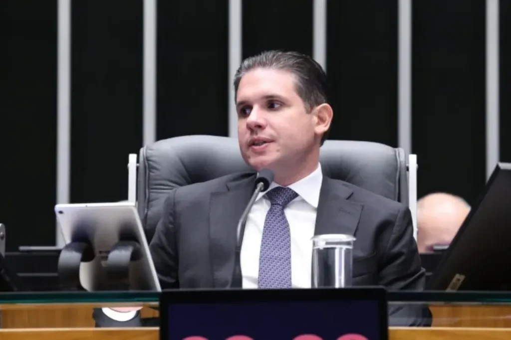 Câmara tem R$ 1,3 bi em emendas sem autor identificado 7 Câmara tem R$ 1,3 bi em emendas sem autor identificado