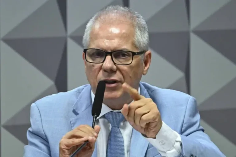PF indicia ex-dirigentes do INSS