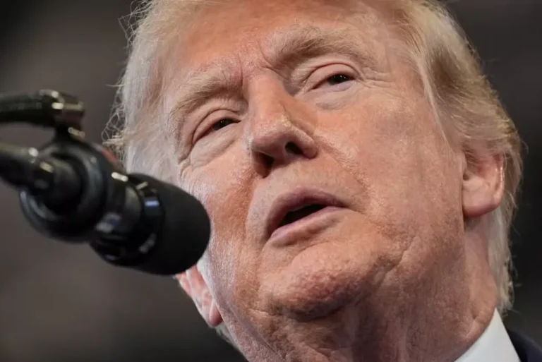 Trump endurece pressão contra o Irã