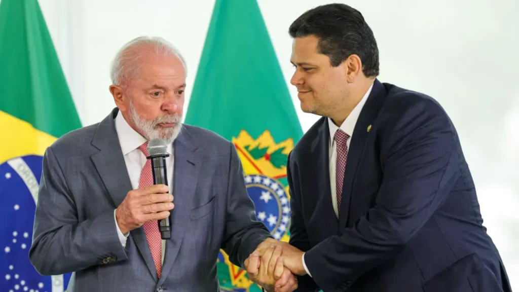 Lula e Alcolumbre discutem agenda do Senado 6 Lula e Alcolumbre discutem agenda do Senado