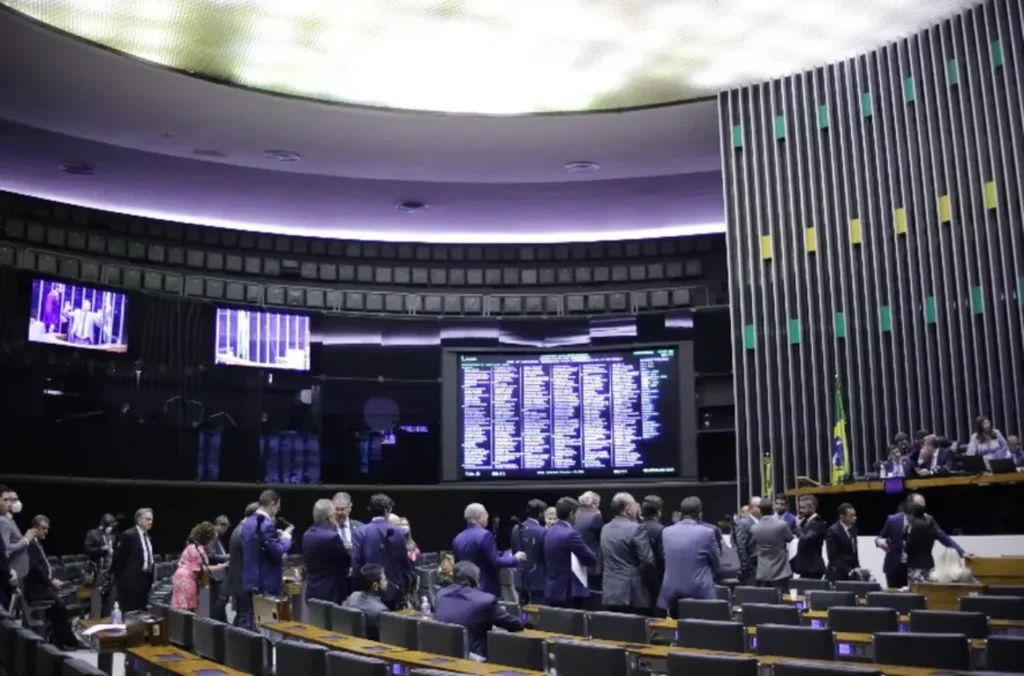 Patrimônio de deputados cresce R$ 33 milhões 9 Patrimônio de deputados cresce R$ 33 milhões