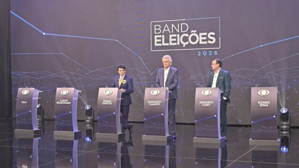 Primeiro debate presidencial é marcado por ausências 6 Primeiro debate presidencial é marcado por ausências