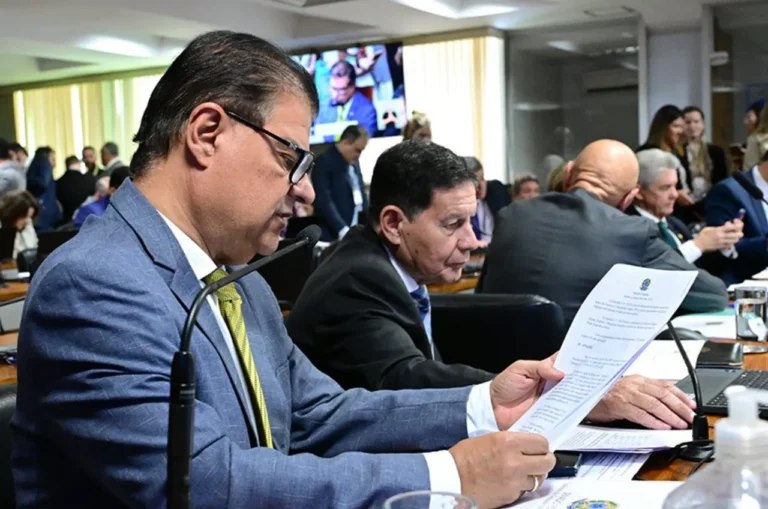 Novo piso de médicos e dentistas terá transição