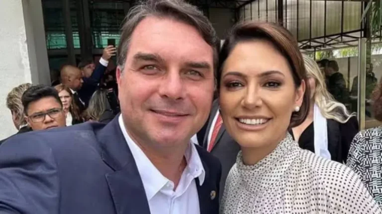 Michelle e Flávio retomam aproximação