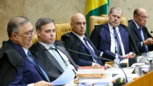 Sessão caótica no STF termina sem solução e crise segue indefinida