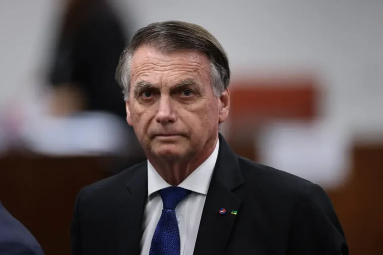 Oposição quer usar caso Moraes e Vorcaro para pedir liberdade a Bolsonaro