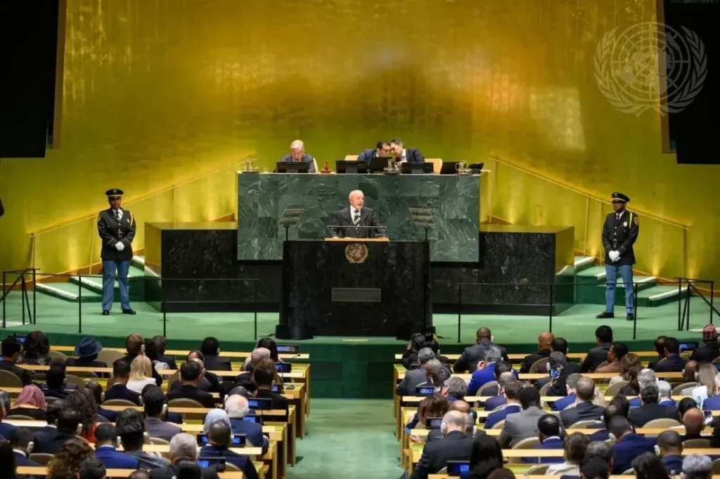 Flávio aciona TSE para proibir Lula de usar imagens do discurso na ONU 9 Flávio aciona TSE para proibir Lula de usar imagens do discurso na ONU