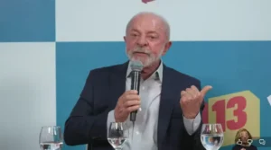 Lula defende mudanças no Judiciário após sessão do STF