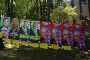 Lula e Flávio divergem sobre saidinhas de presos