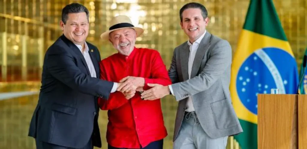 Alcolumbre e Motta pedem união do país após vitória de Lula 12 Alcolumbre e Motta pedem união do país após vitória de Lula