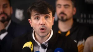 Renan Santos rejeita apoio a Lula e critica Flávio