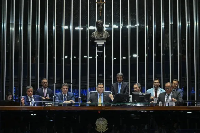 Senado pode votar escala 6x1 e PEC da Segurança antes do segundo turno 1 Senado pode votar escala 6x1 e PEC da Segurança antes do segundo turno