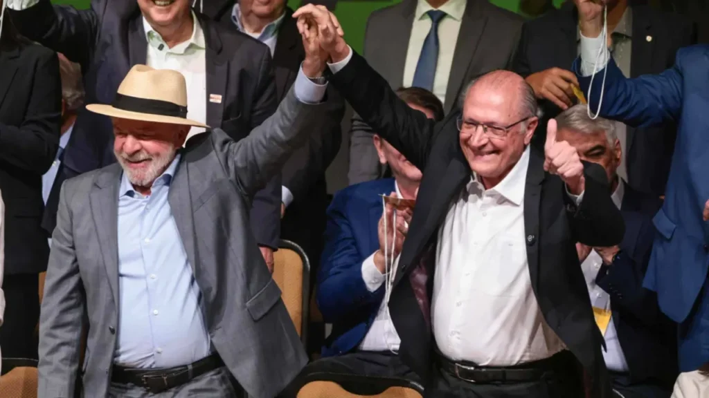 Novo aciona o TSE e pede cassação da chapa de Lula e Alckmin 8 Novo aciona o TSE e pede cassação da chapa de Lula e Alckmin