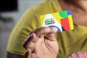 Governo antecipa Bolsa Família de outubro