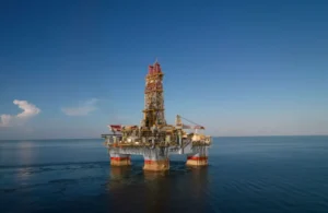 Brasil bate recorde na produção de petróleo