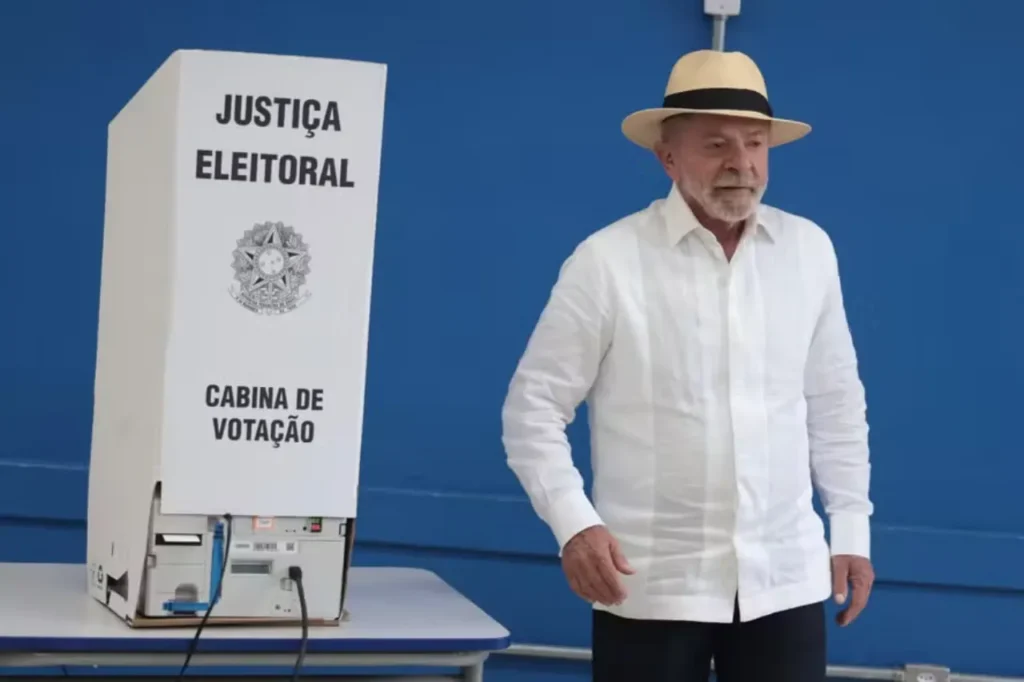 Direita avança nas urnas e Lula enfrenta desafio no 2º turno 6 Direita avança nas urnas e Lula enfrenta desafio no 2º turno